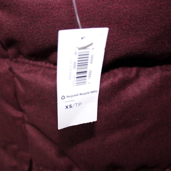 Old Navy Winter Puffer Vest Womens Sz XS New - Picture 5 of 8